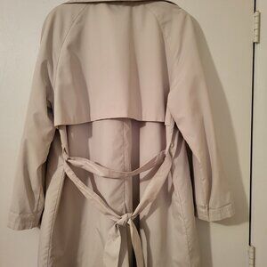 Ladies "Van Housen" Tan Lightweight Rain Coat (M)